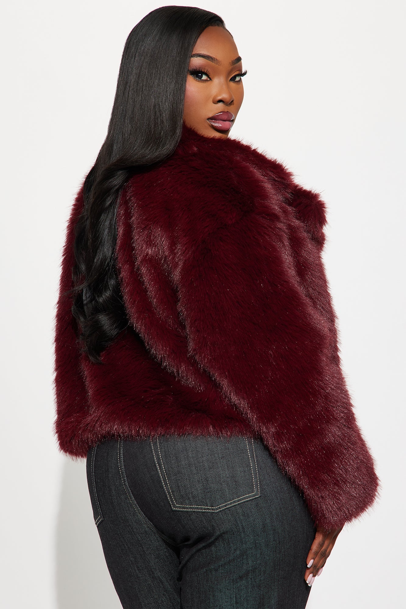 Manteau Court en Fourrure Synthétique Chloe - Vin