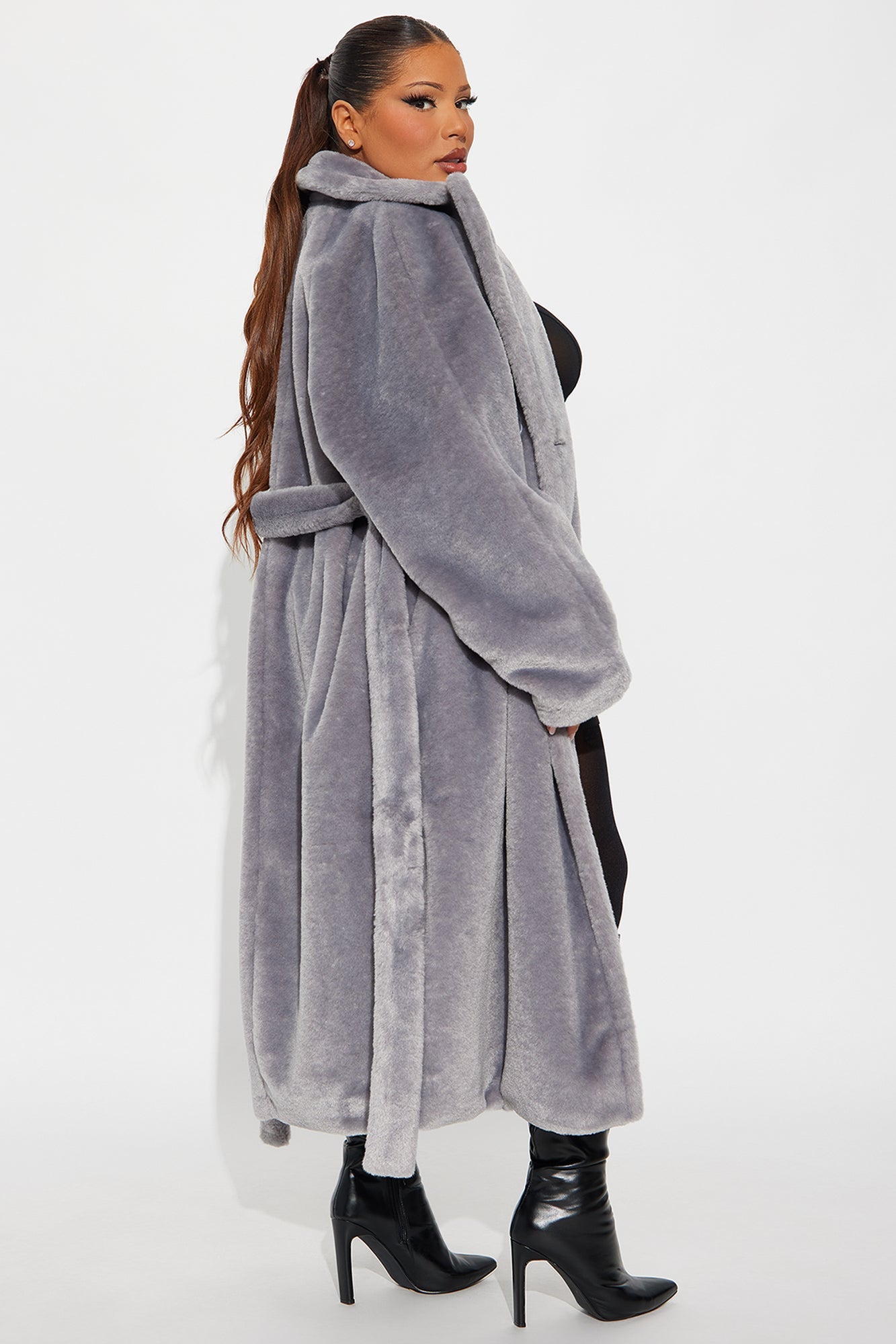 Manteau Long en Fourrure Synthétique Ceinturé Natasha - Gris