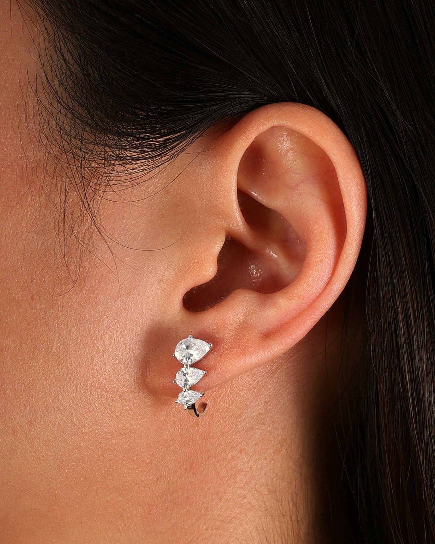 BOUCLES D'OREILLES DROP HUGGS.