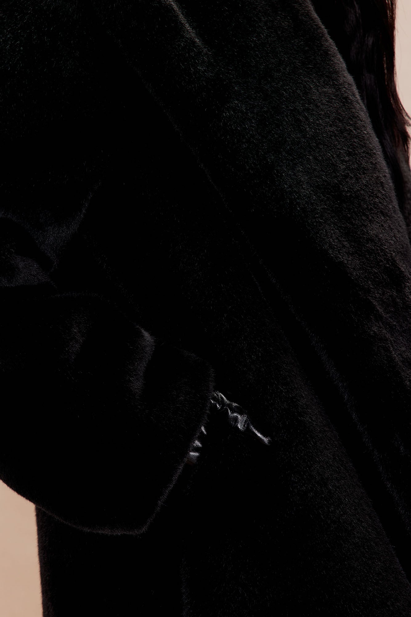 Manteau en Fausse Fourrure - Noir