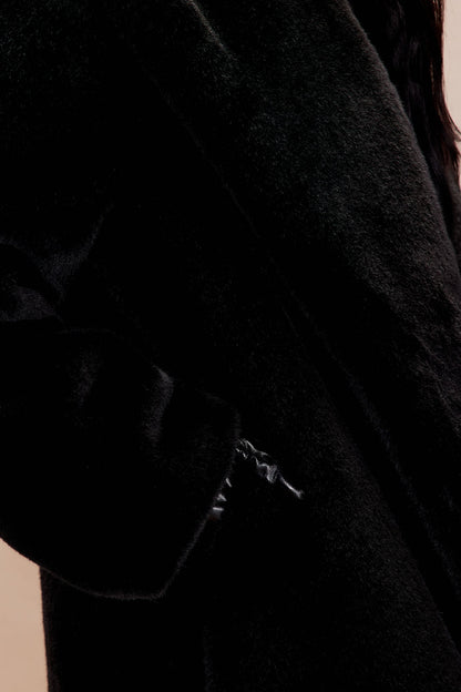 Manteau en Fausse Fourrure - Noir