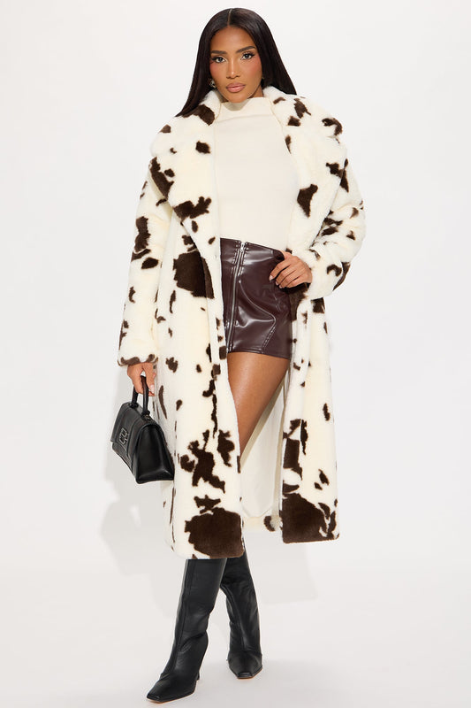 Manteau en Fausse Fourrure Imprimé Vache Cowgirl Glam - Marron/combo