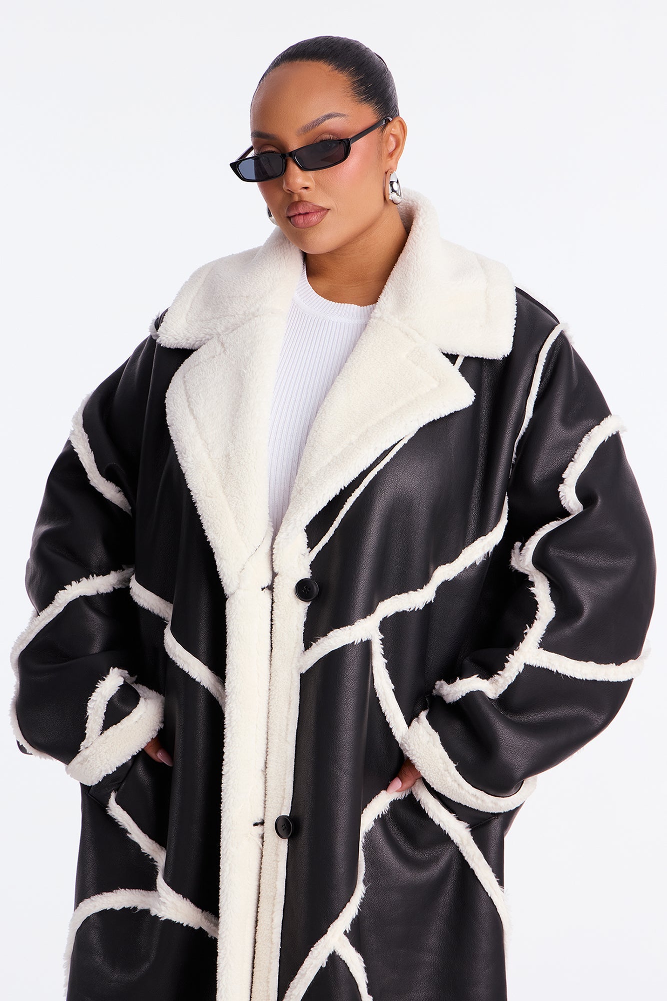 Manteau Trench Chic en Cuir Synthétique - Noir