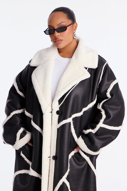 Manteau Trench Chic en Cuir Synthétique - Noir