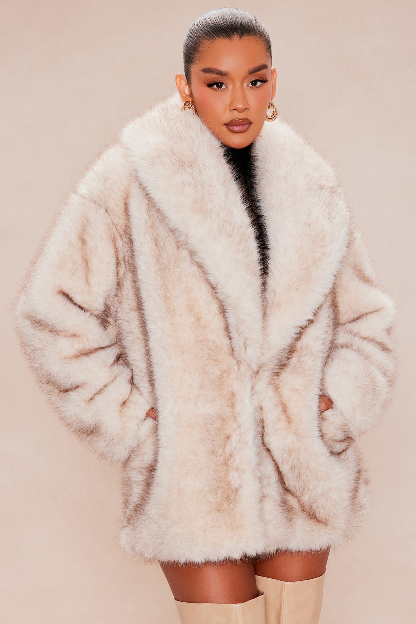 Veste en Fourrure Synthétique Froid Comme Glace - Taupe Clair