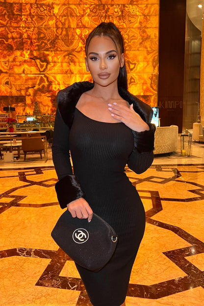 Robe Midi en Peluche Shilah - Noir