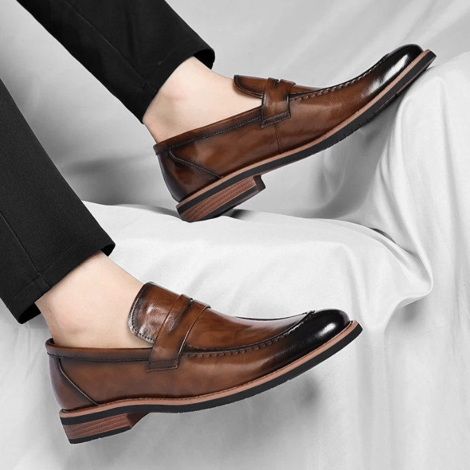 Les Chaussures en Cuir Métro Classiques