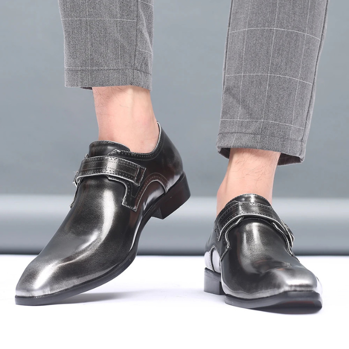 Les Chaussures en Cuir Solaris