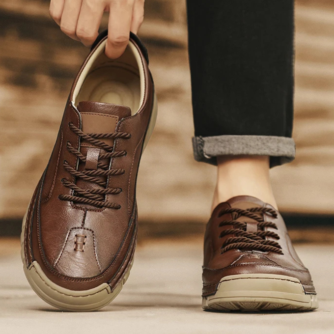 Les chaussures en cuir Roamers