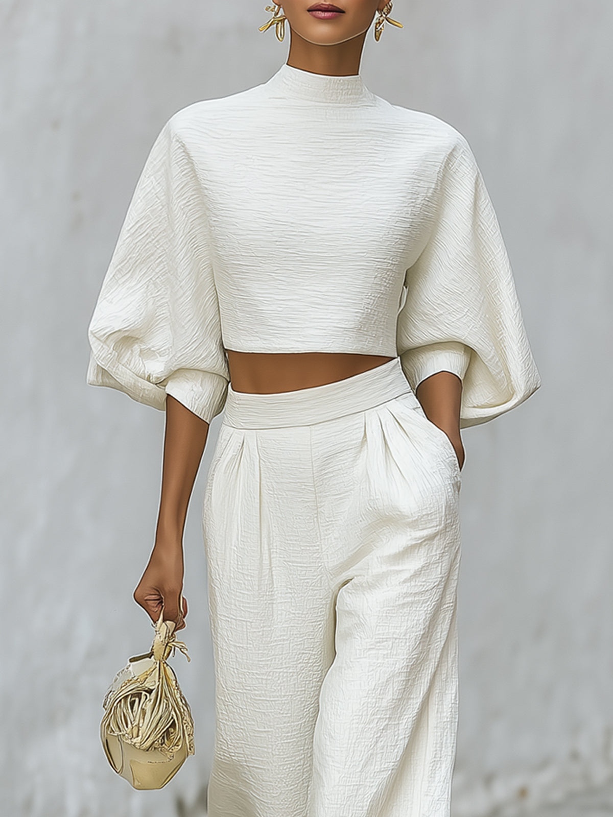 Glowy - Creamy White Textured Lantern Sleeve Set