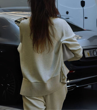 Helen – Ensemble Élégant en Deux Pièces