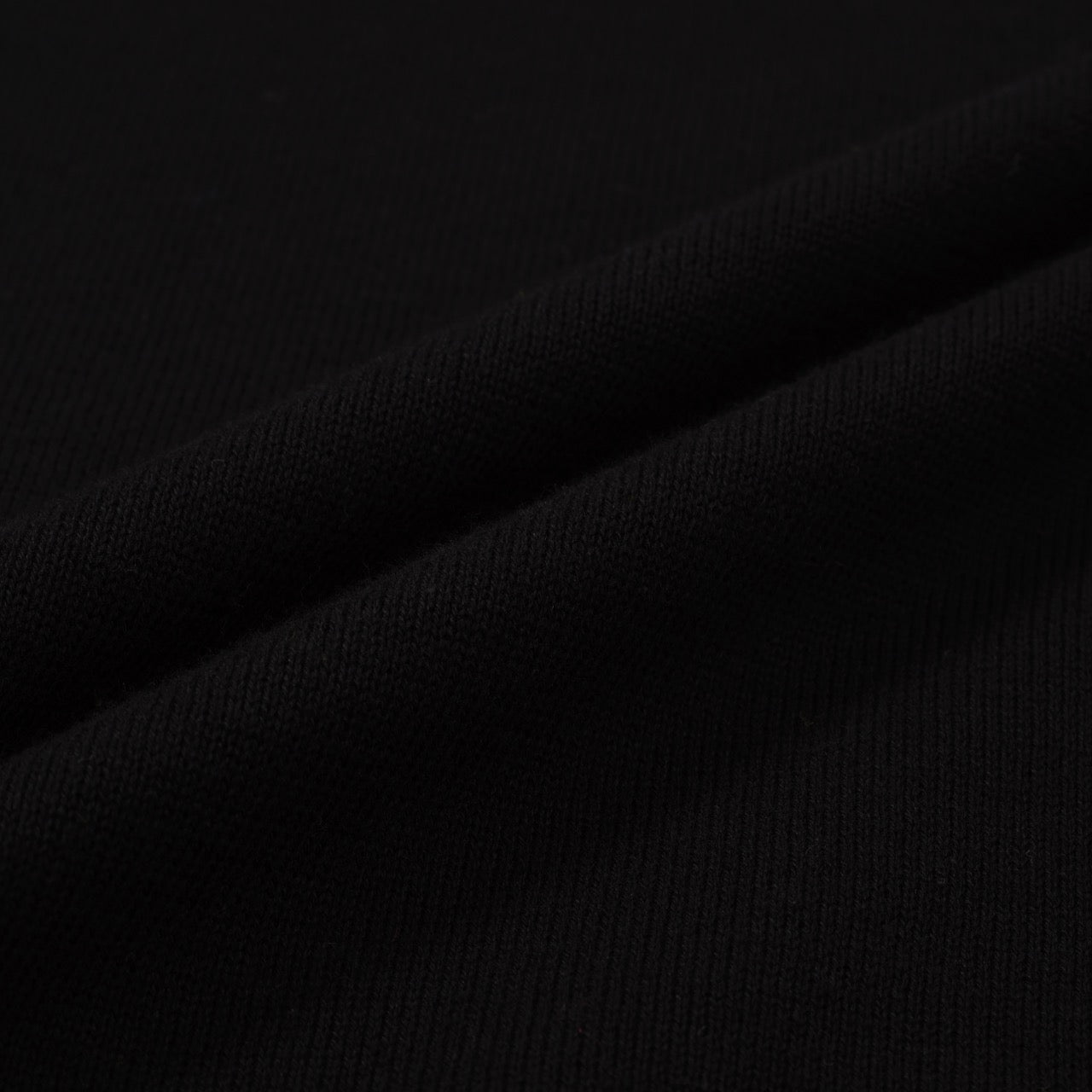 Pull en tricot rétro pour hommes – Noir vintage avec bordure rayée blanche