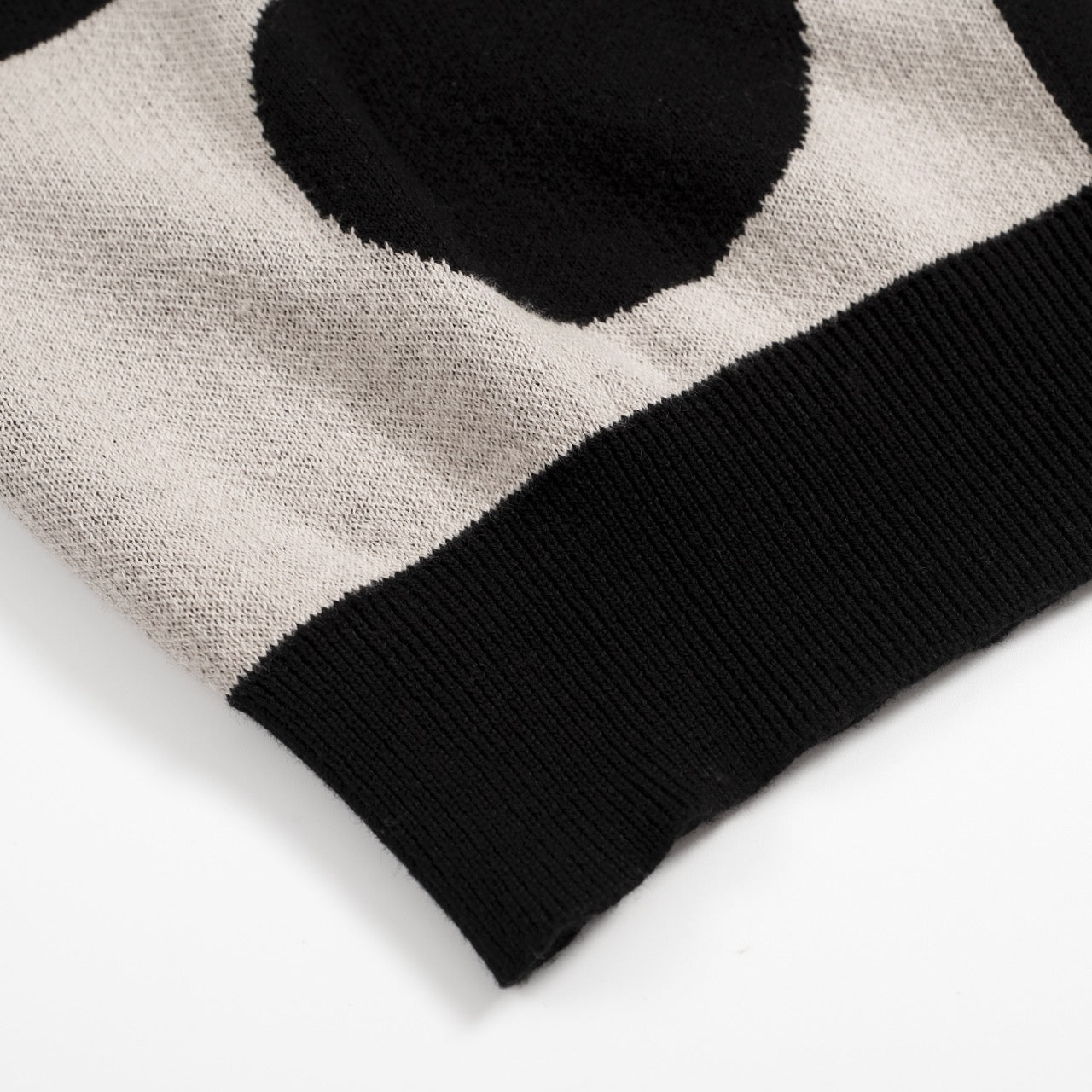 Polo Tricot Vintage Années 1960 pour Hommes – Motif Géométrique Rétro Noir & Gris