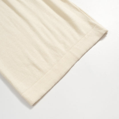 Shorts en Tricot Rétro pour Hommes – Crème Vintage avec Broderie et Bord Rouge