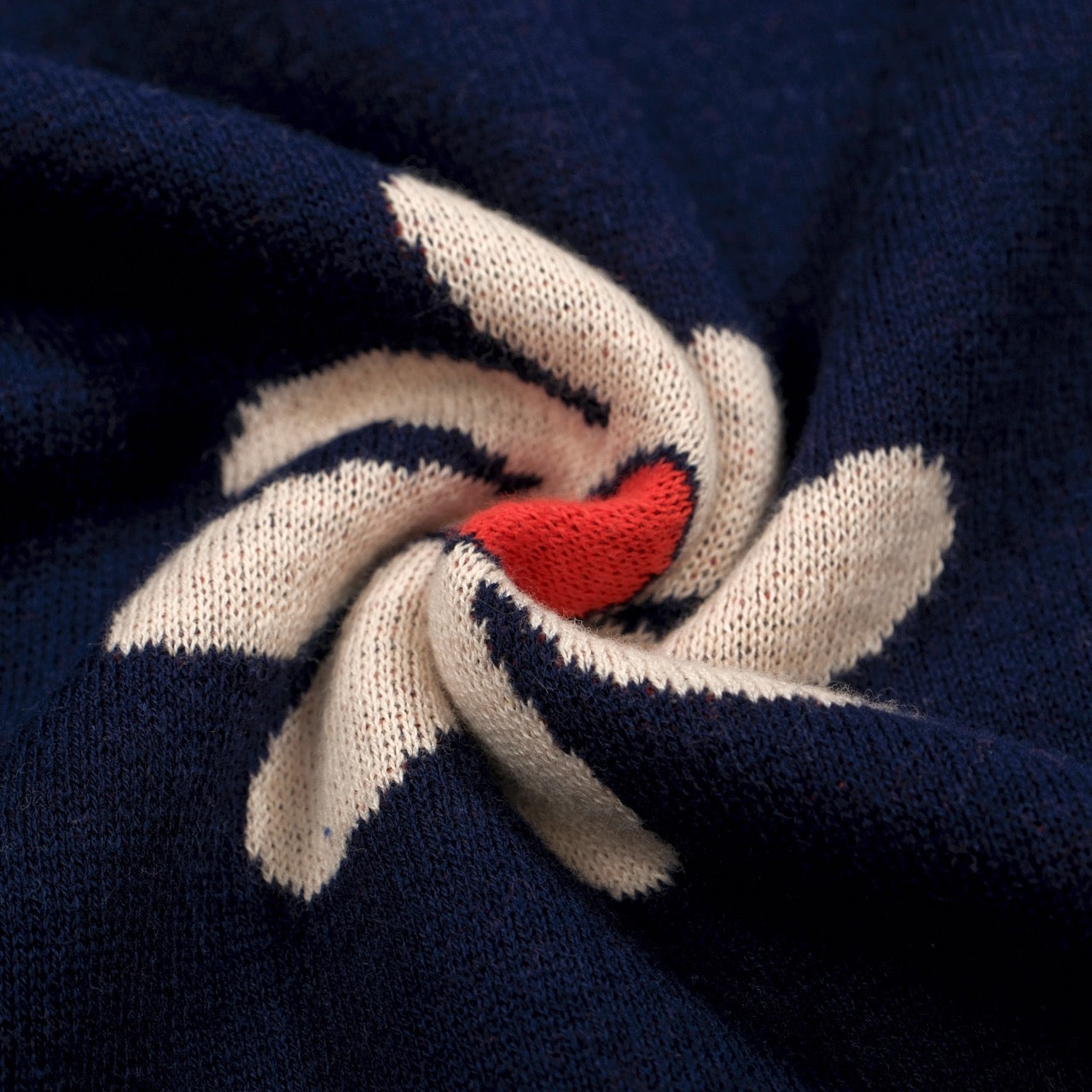 Polo Tricot Retro Années 1970 pour Homme – Marine Vintage avec Motif Marguerite