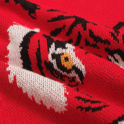 Chemise Tricotée Vintage Rouge pour Homme – Polo Boutonné avec Graphique de Tigre Rétro