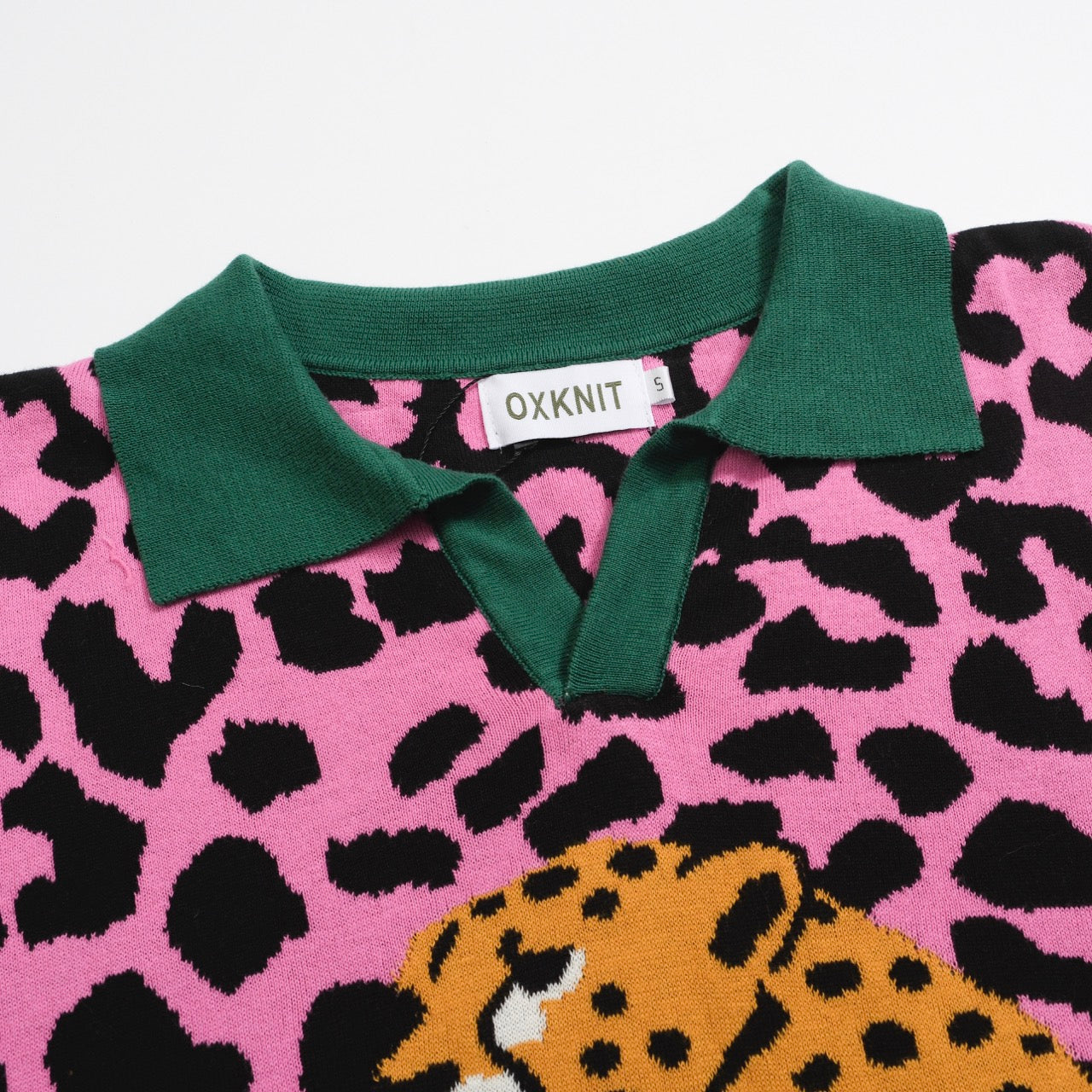 Polo Tricot Retro pour Hommes – Imprimé Léopard Rose Vintage avec Graphique de Guépard