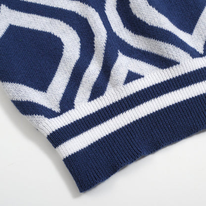 Polo Tricoté Rétro pour Hommes – Bleu Vintage & Blanc Géométrique Boutonné