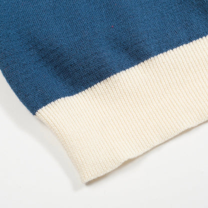 T-shirt en tricot bleu pour hommes - Conçu par Lim Heng Swee