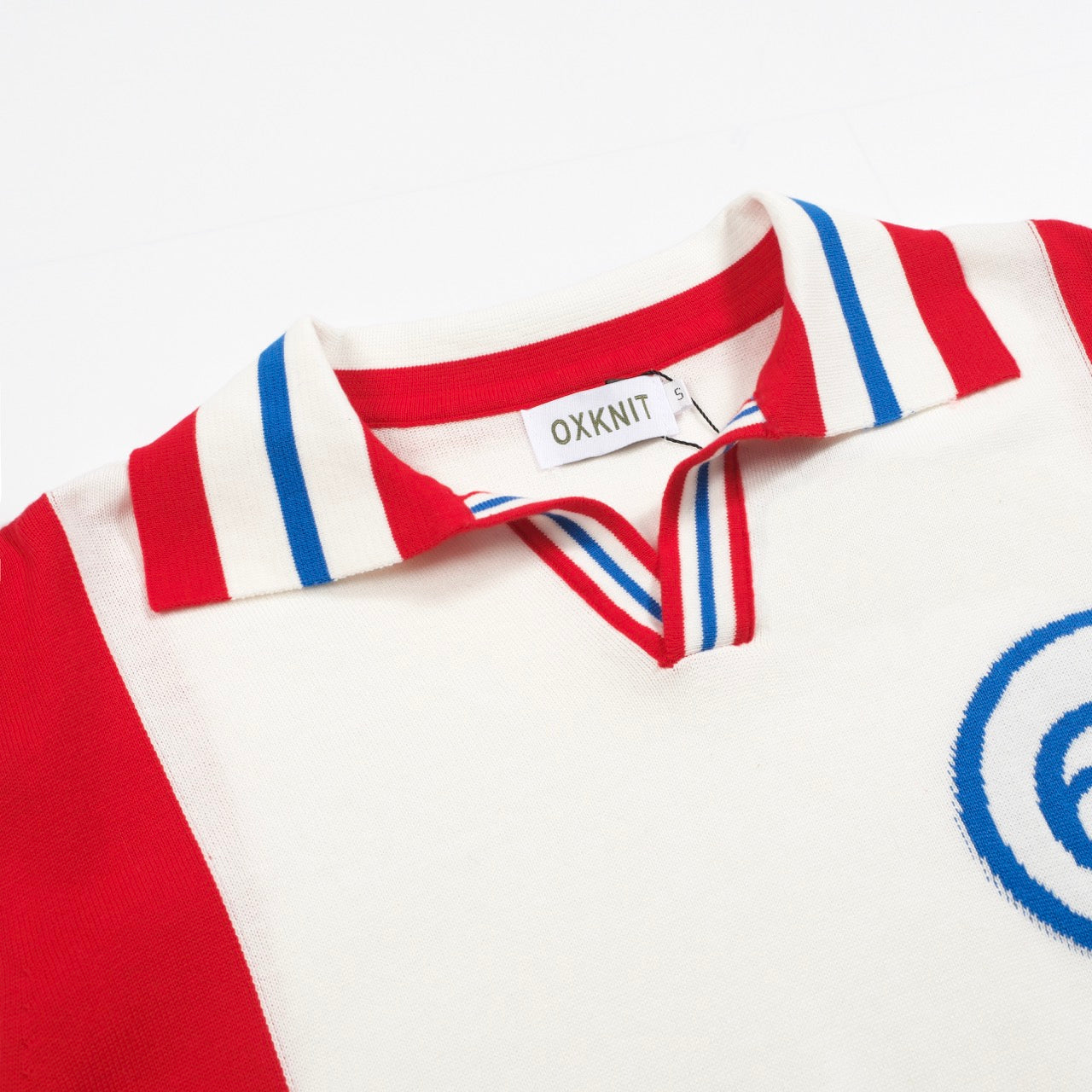 Polo tricoté vintage 69V blanc pour hommes