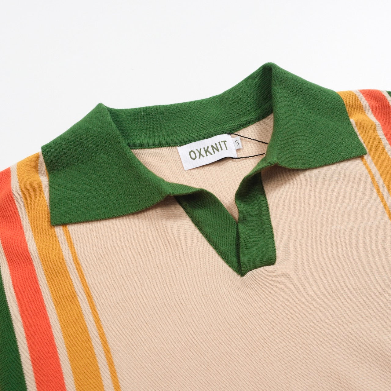 Polo tricoté vintage rayé vert pour homme