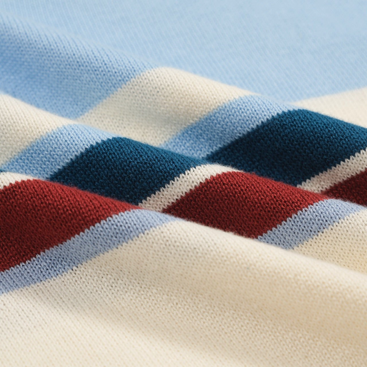 Polo rétro à col en V rayé bleu pour hommes