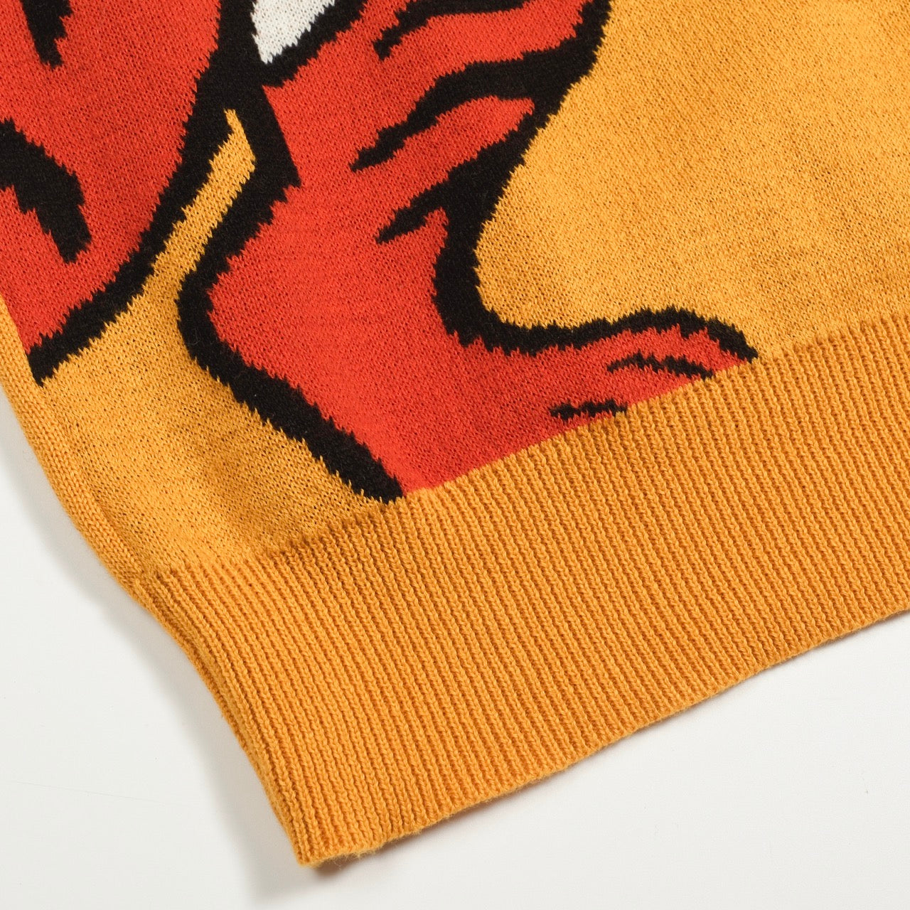 Polo vintage en jacquard jaune tigre pour homme