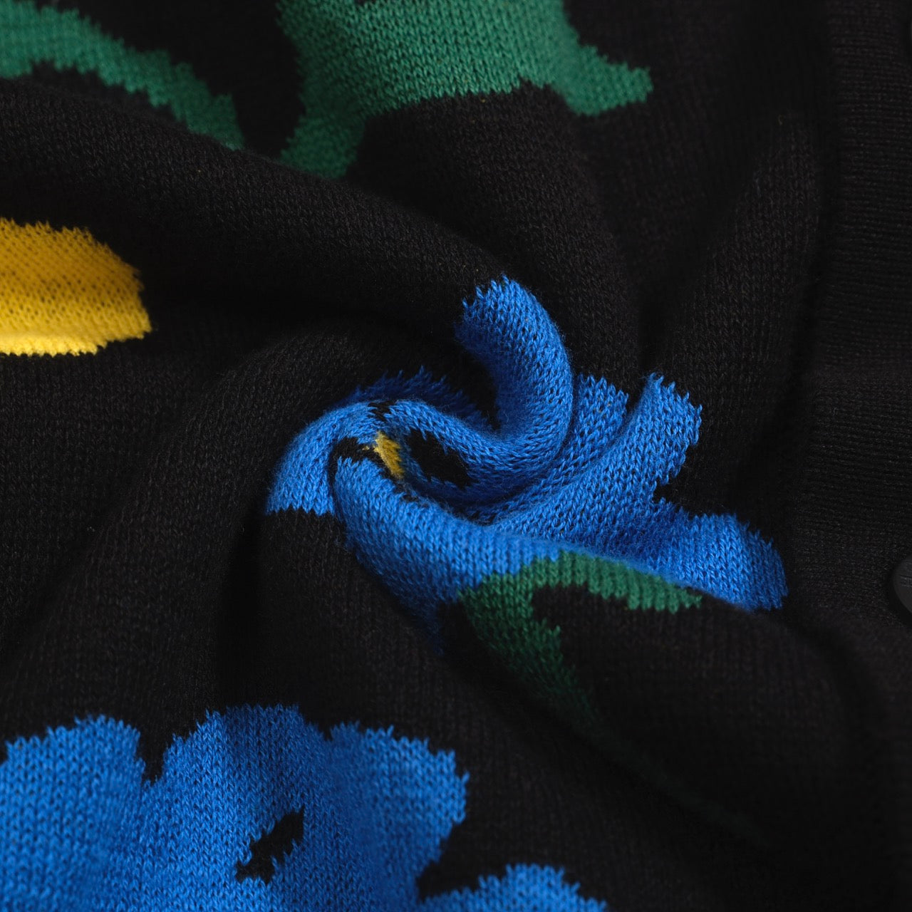 Cardigan en tricot floral vintage noir pour hommes