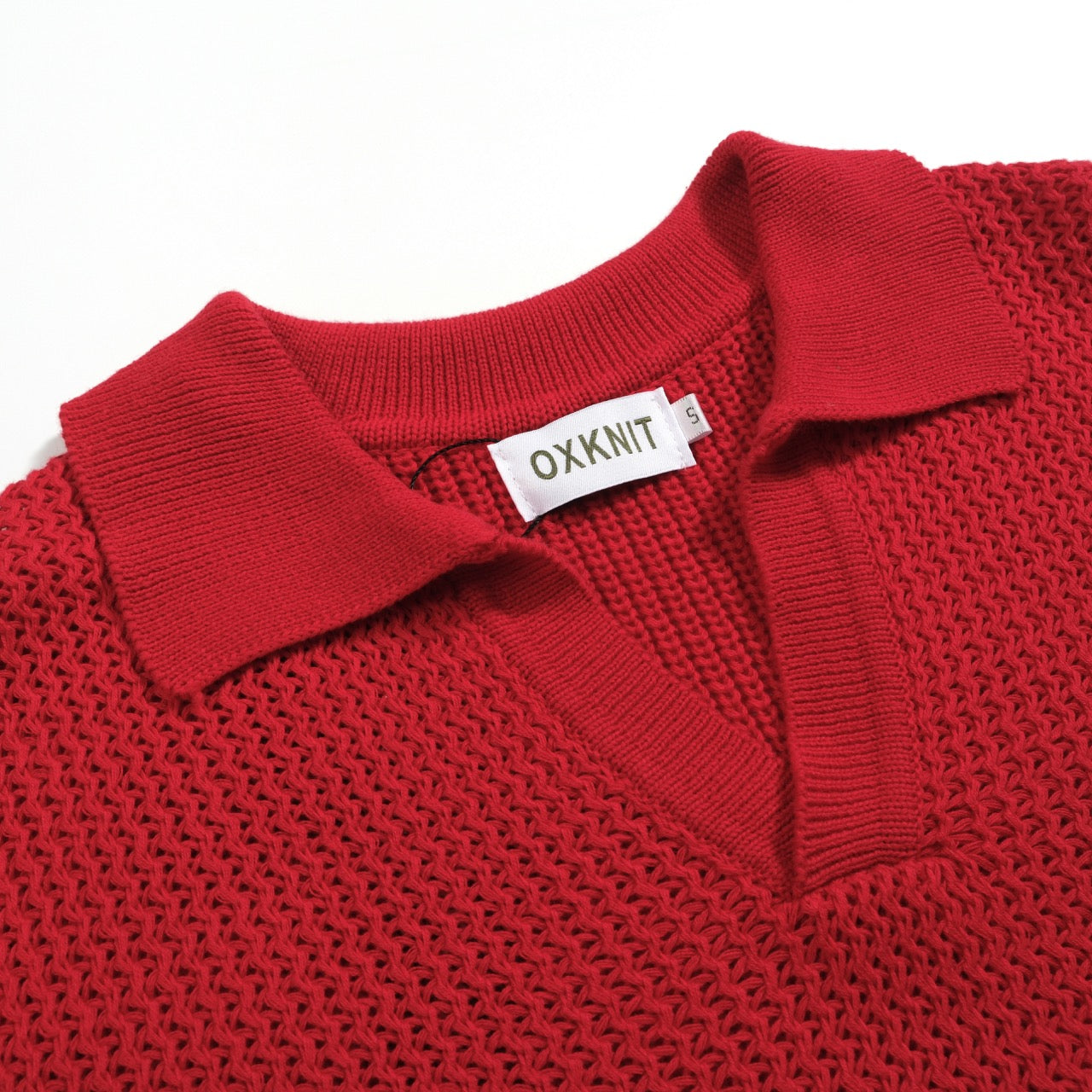 Polo tricoté décontracté rouge pour homme à col en V