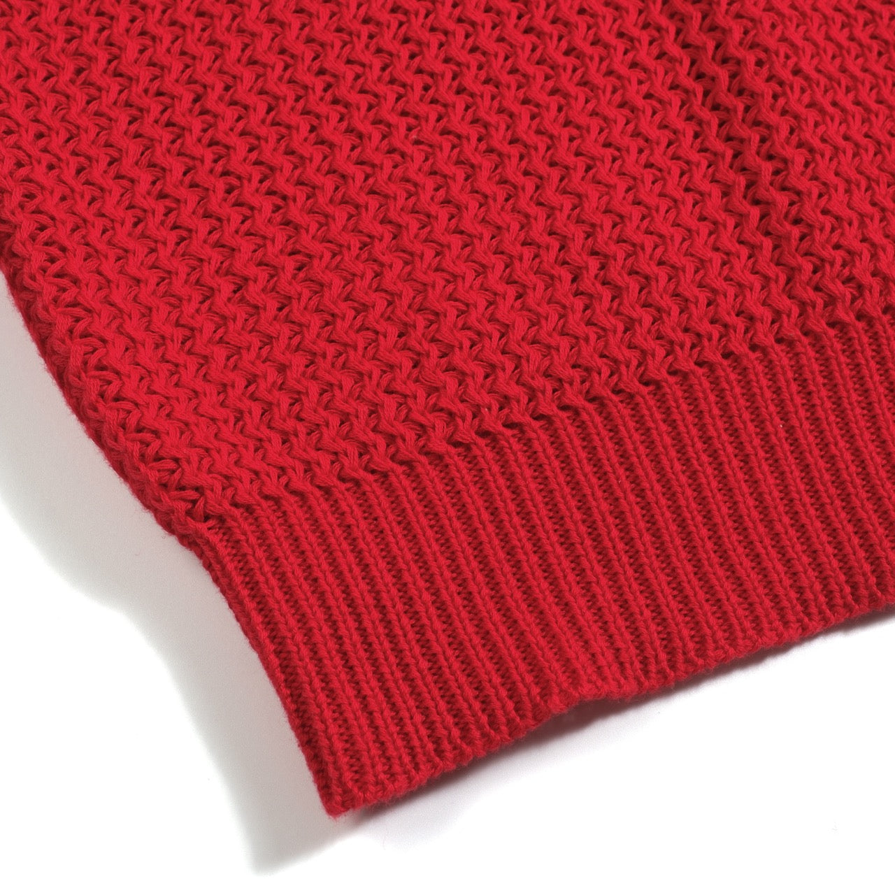 Polo tricoté décontracté rouge pour homme à col en V