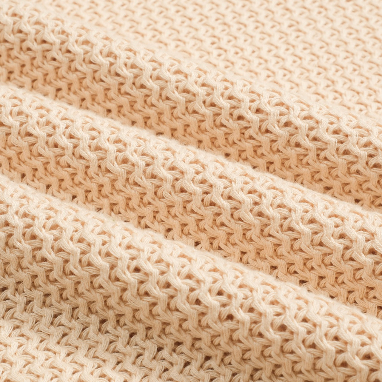 Polo tricoté décontracté à col en V pour hommes en abricot