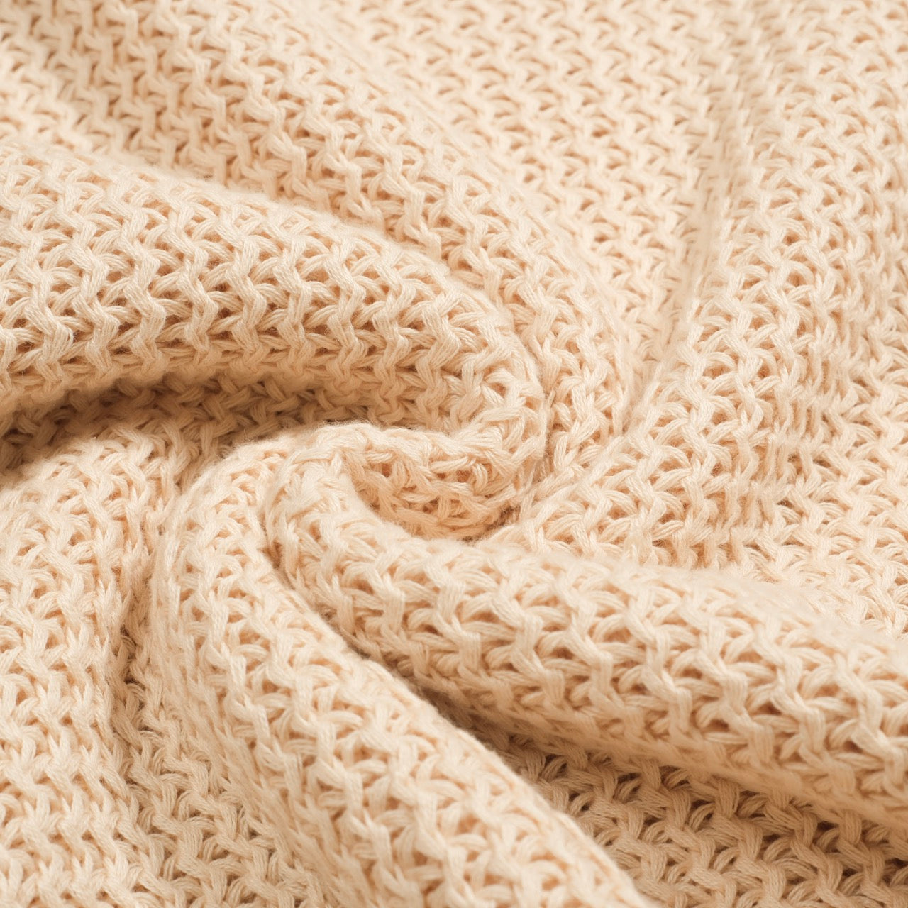 Polo tricoté décontracté à col en V pour hommes en abricot