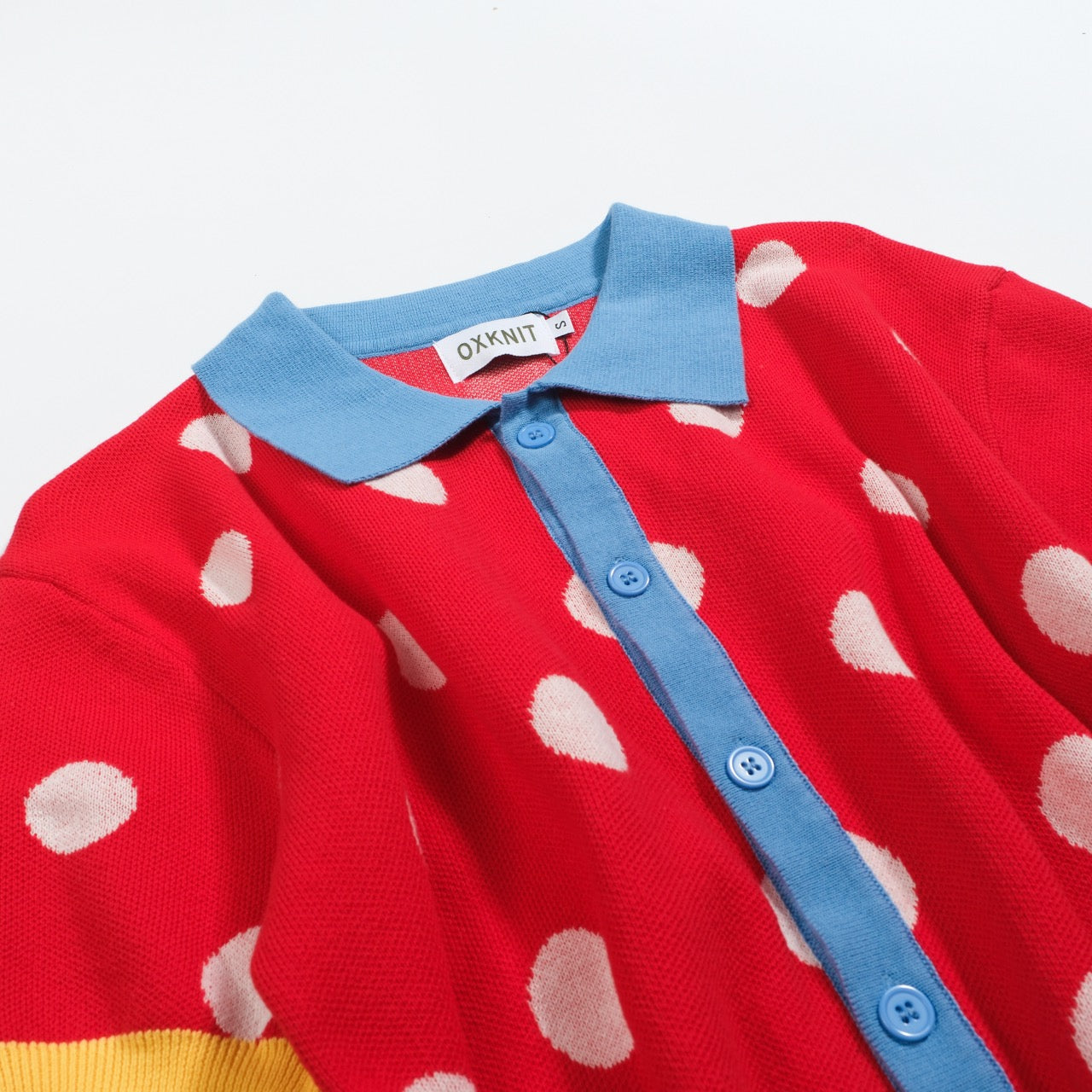 Cardigan vintage en tricot jacquard à pois rouges pour homme