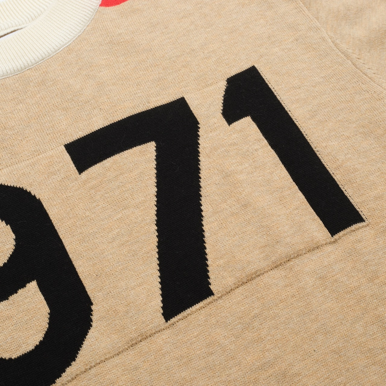 T-shirt vintage en jacquard tricoté kaki pour homme avec fil doré 1971