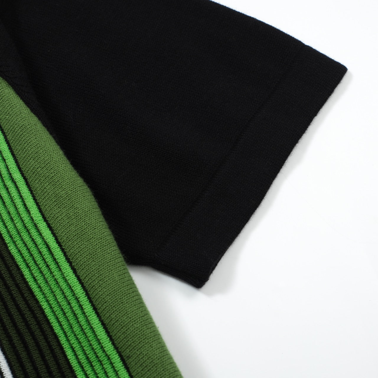 Polo Zippé Tricoté à Rayures Mod Vert Foncé pour Hommes – Chemise Casual Rétro des Années 60