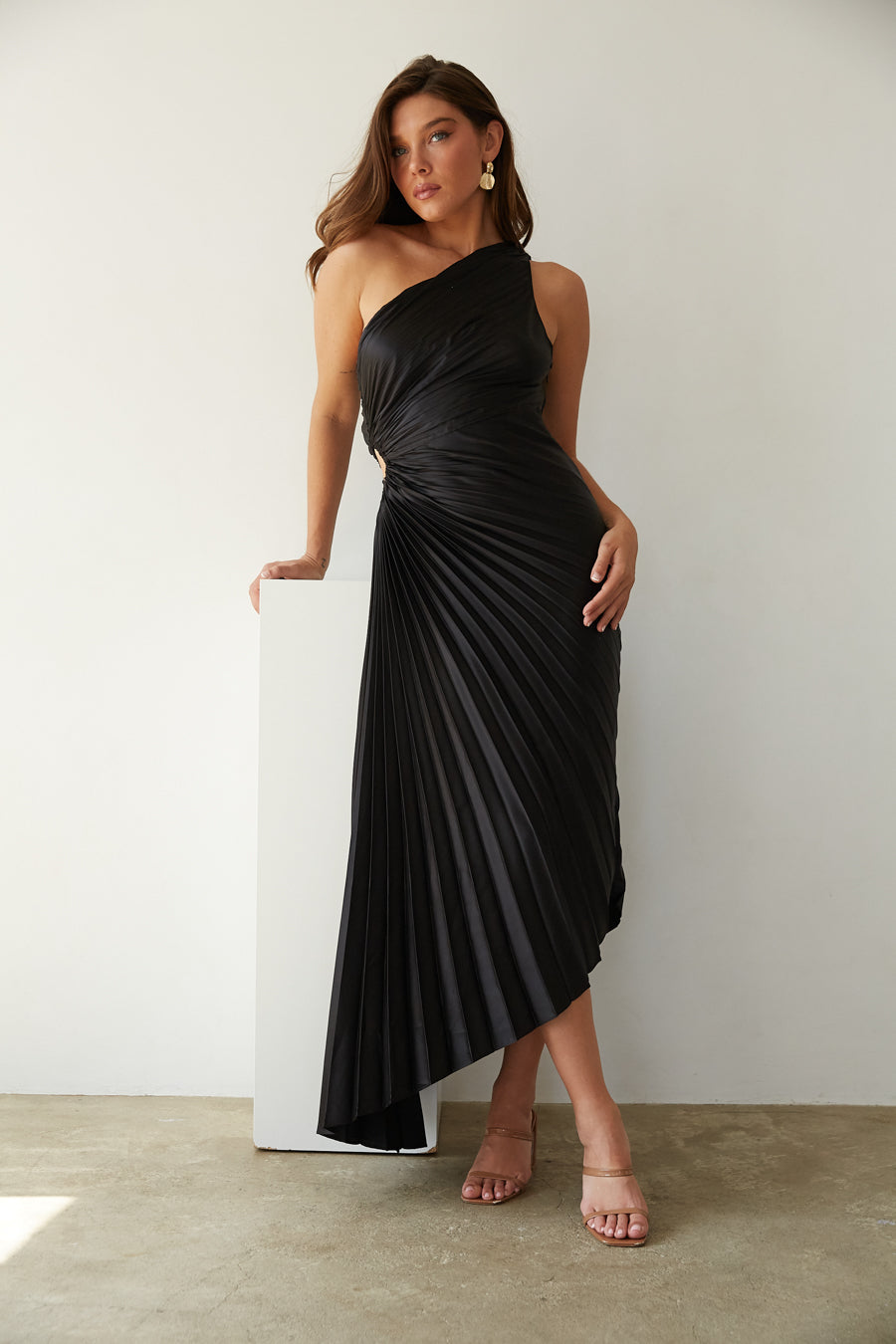 Sylviana™ | Robe Midi Femme Chic Plissée à Une Épaule