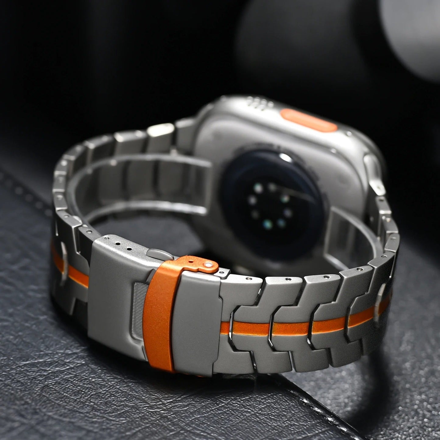 La Série Forge Bracelet Apple Watch