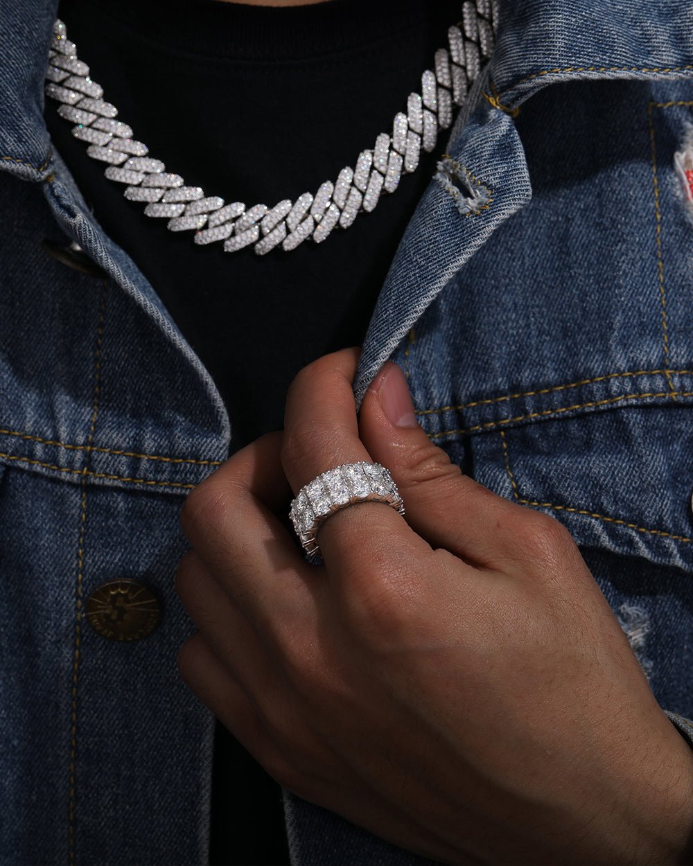 BAGUE D'ÉTERNITÉ DOUBLE EN MOISSANITE.