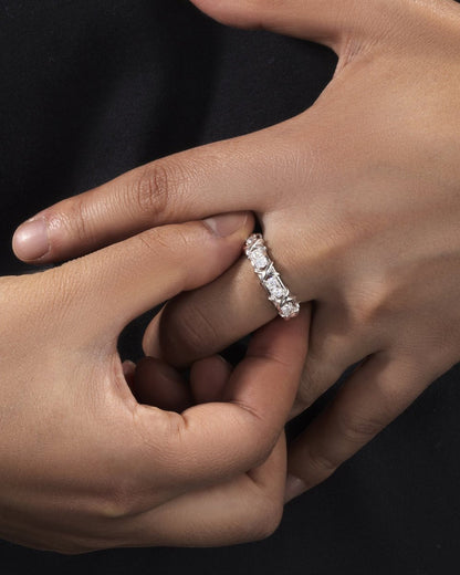 BAGUE ÉTERNITÉ EN MOISSANITE X.