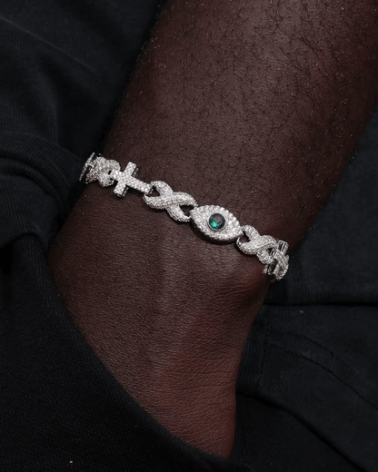 BRACELET YEUX ET CROIX EN MOISSANITE.