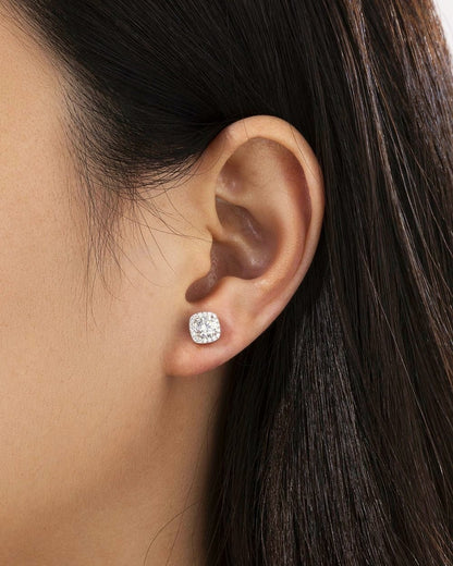BOUCLES D'OREILLES HALO EN MOISSANITE.