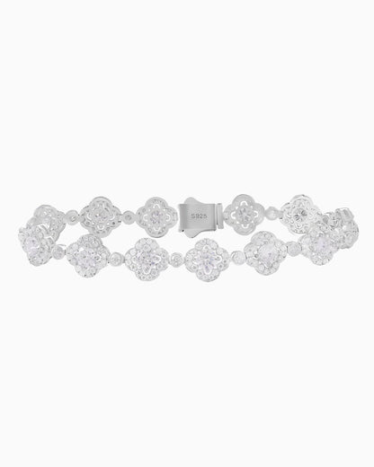 BRACELET EN CLOVER MOISSANITE GLACÉ.