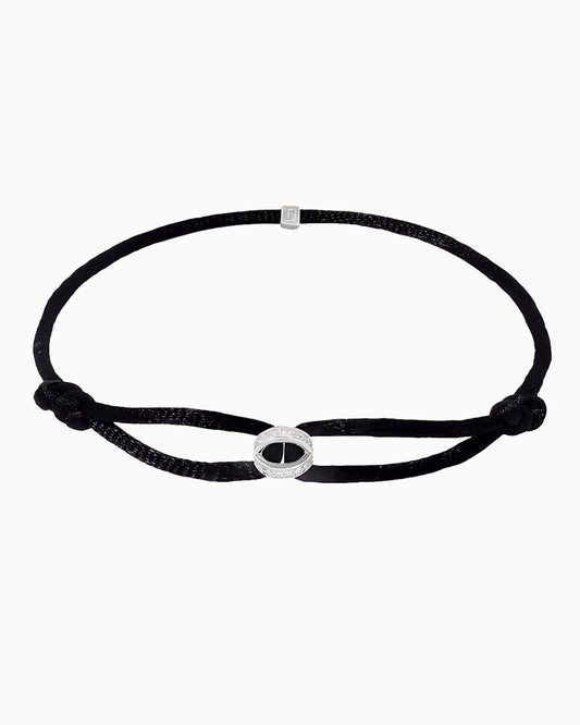 BRACELET EN CORDON INFINI EN MOISSANITE GLACÉE.