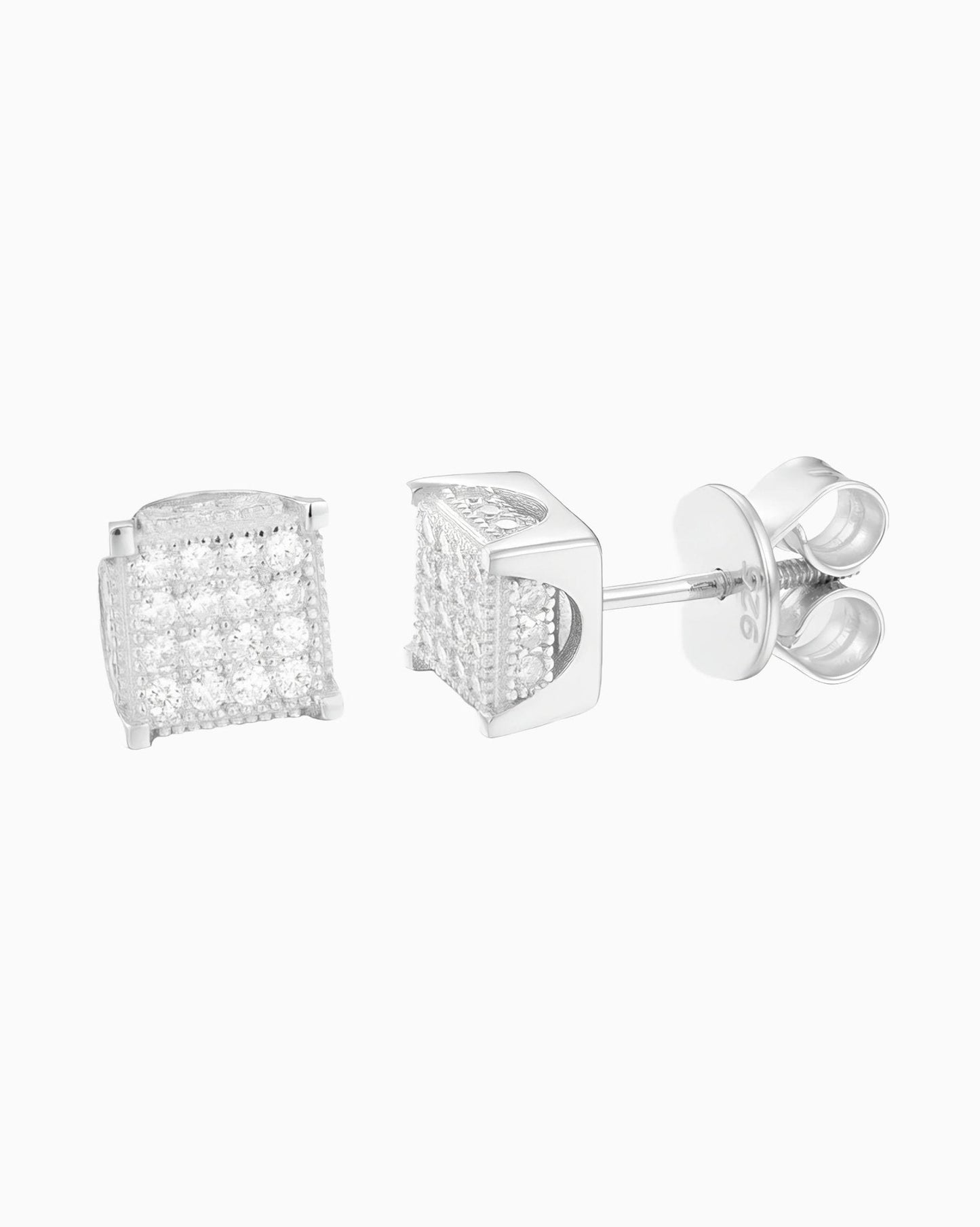 BOUCLES D'OREILLES EN MOISSANITE GLACÉES EN FORME SQUARE.