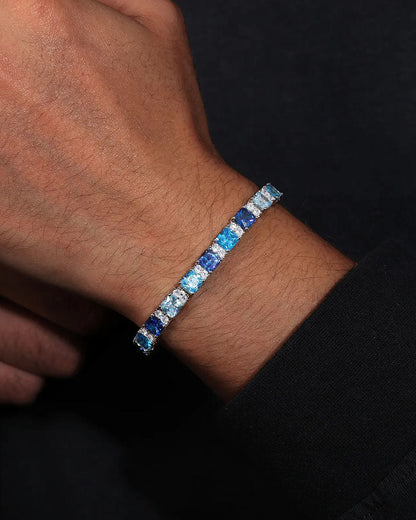 BRACELET EN PIERRES DE MOISSANITE BLEU OCÉAN.