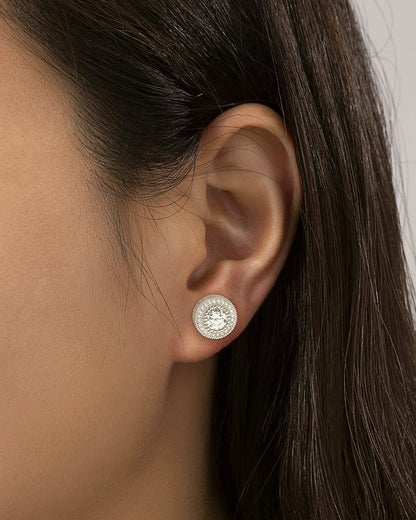 BOUCLES D'OREILLES MOISSANITE ÉCLATANTES.