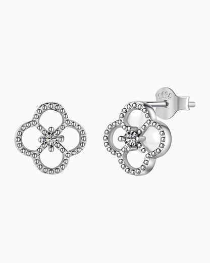 BOUCLES D'OREILLES EN PERLE DE TRÈFLE.