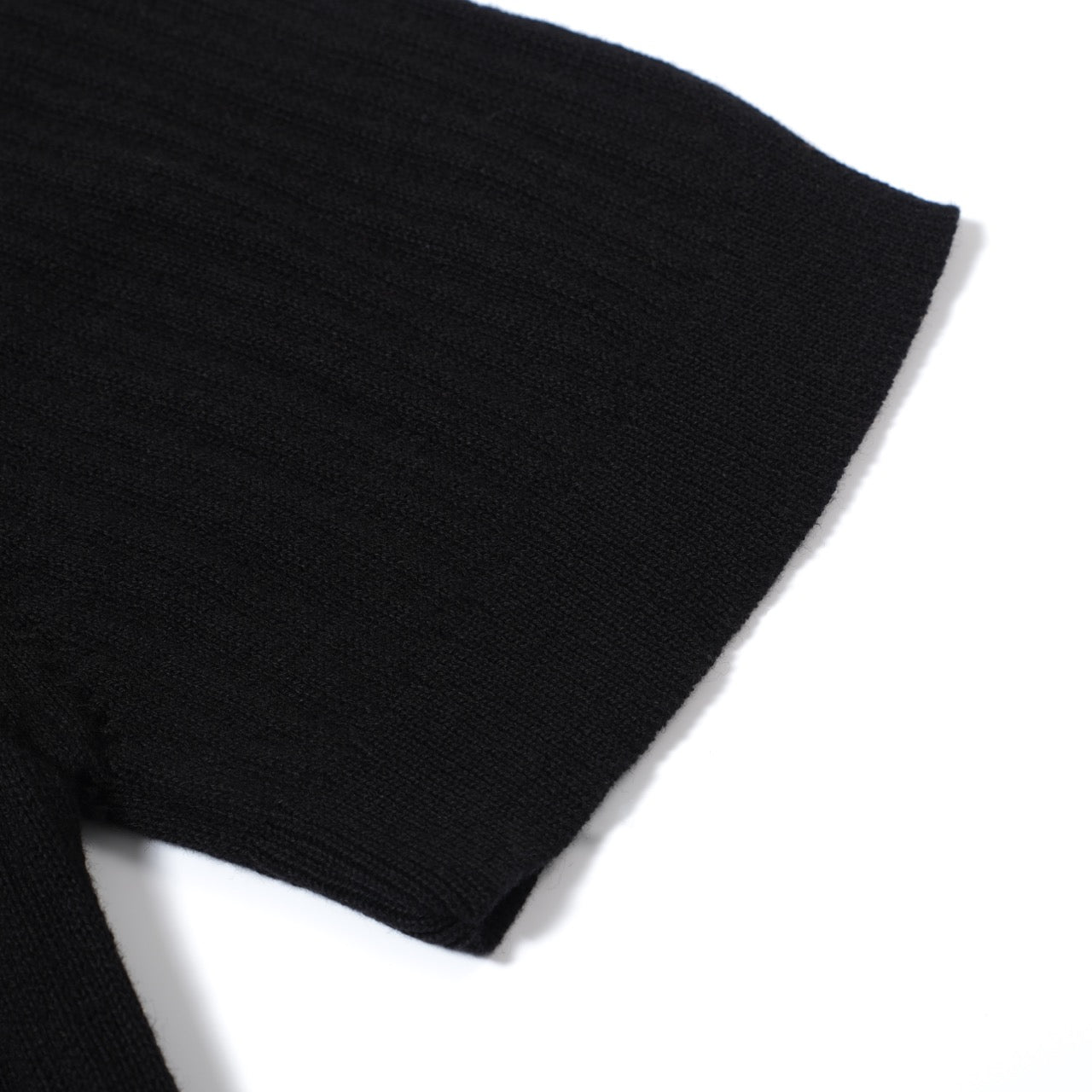 Polo en Maille Côtelée Noir pour Hommes des Années 60 – Chemise Rétro Minimaliste