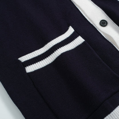 Cardigan Vintage pour Hommes – Tricot avec Détails Contrastés et Col en V Profond