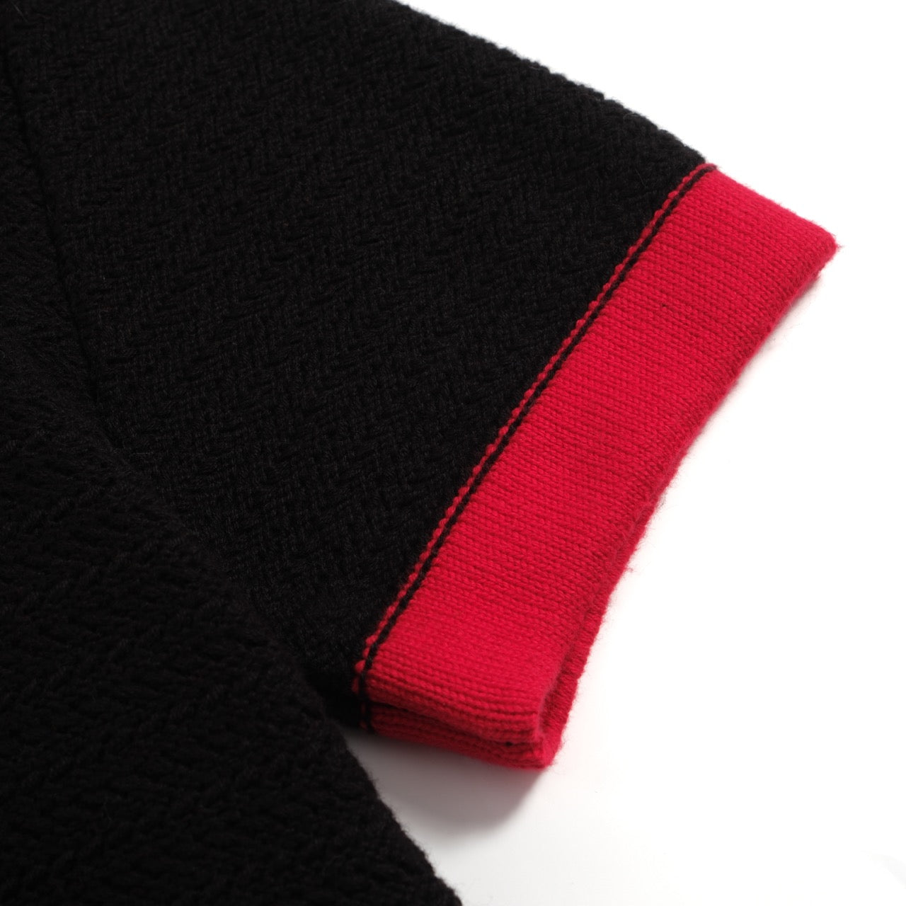 Polo Tricot Noir Rétro des Années 70 pour Hommes – Chemise Rouge à Col V